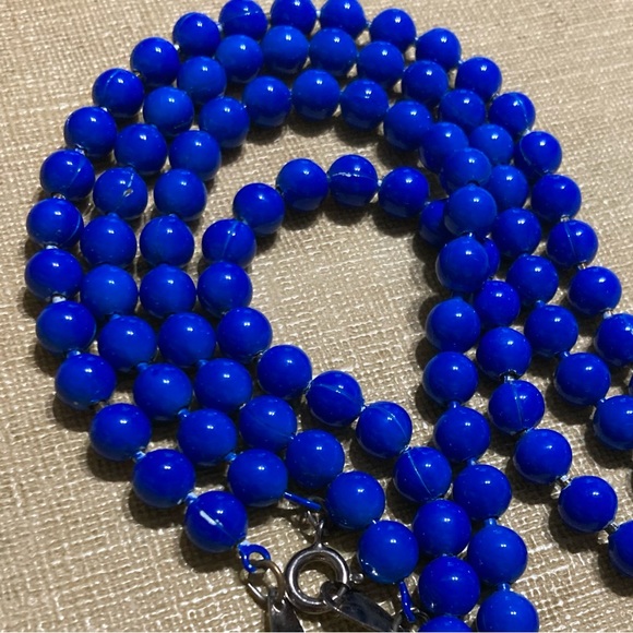 Ooops A Daisy Vibrant Blue enamel metal ball necklaces set of 2 - Picture 7 of 7